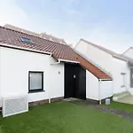 Vierbarke 77 Met Parking Holiday home