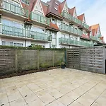 Vierbarke 77 Met Parking Holiday home